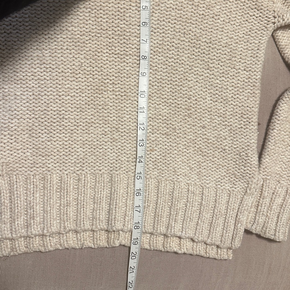 🎉HOST PICK🎉 CREAM Aritzia The Group By Babaton Plumwood Turtleneck XS - Picture 12 of 13